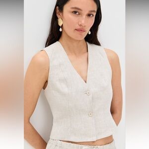 Reformation
Anita Linen Vest